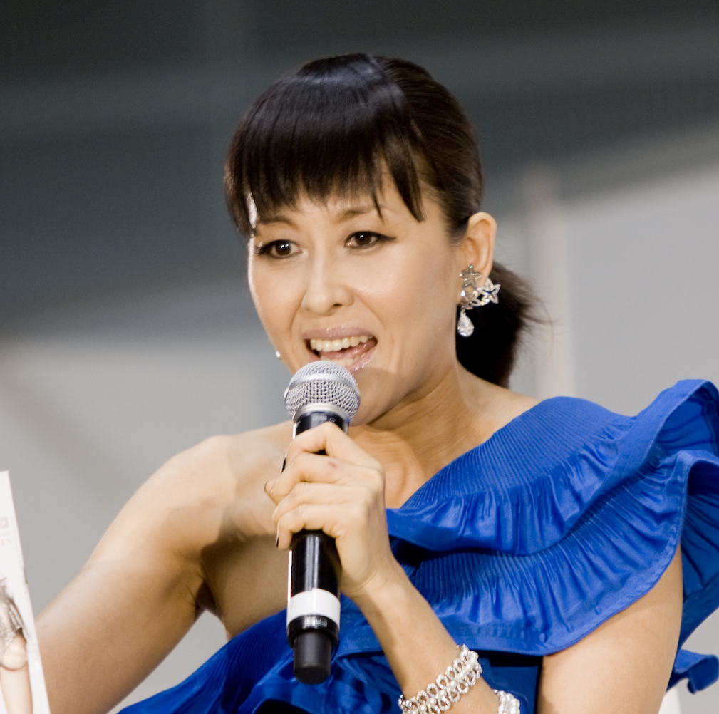 岡本夏生